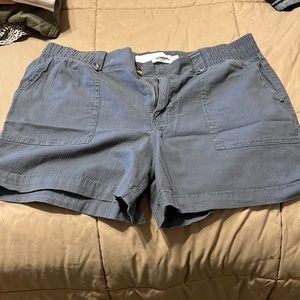 Sonoma grey light weight shorts size 14.